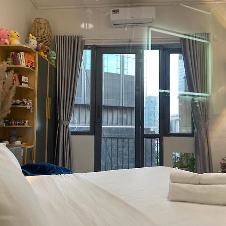 6Even Hotel - Have A Staycation In The Cafe Apartments Building Хошимин Екстериор снимка