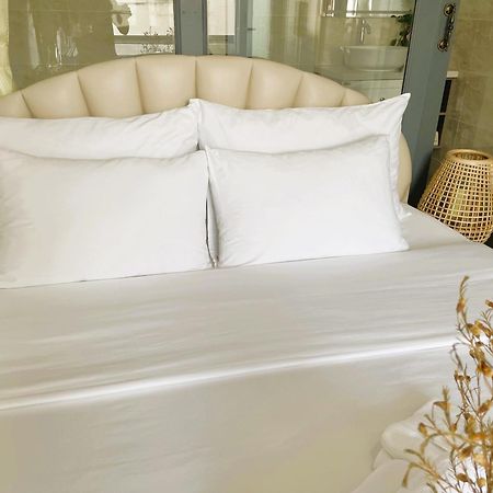 6Even Hotel - Have A Staycation In The Cafe Apartments Building Хошимин Екстериор снимка