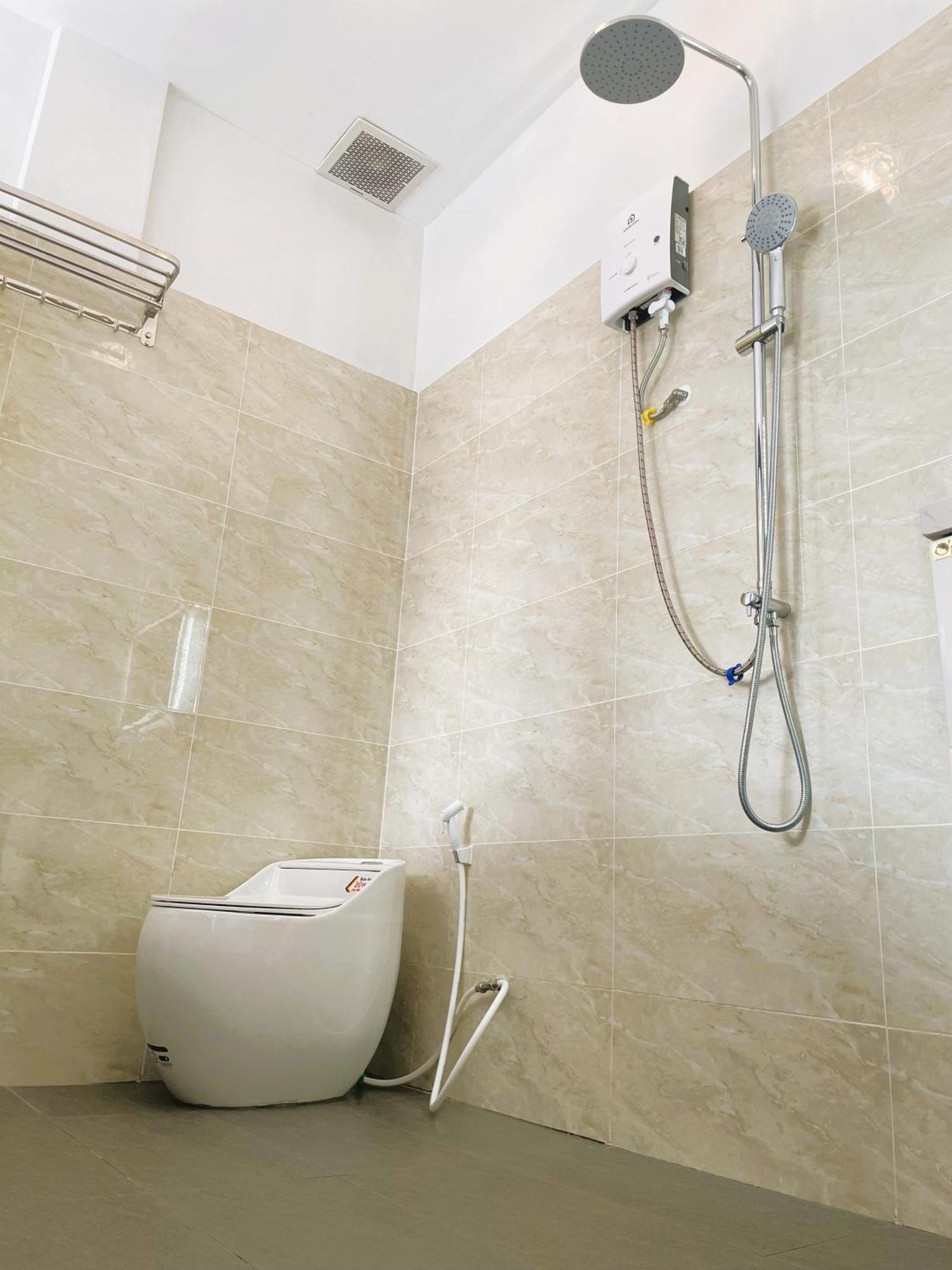 6Even Hotel - Have A Staycation In The Cafe Apartments Building Хошимин Екстериор снимка