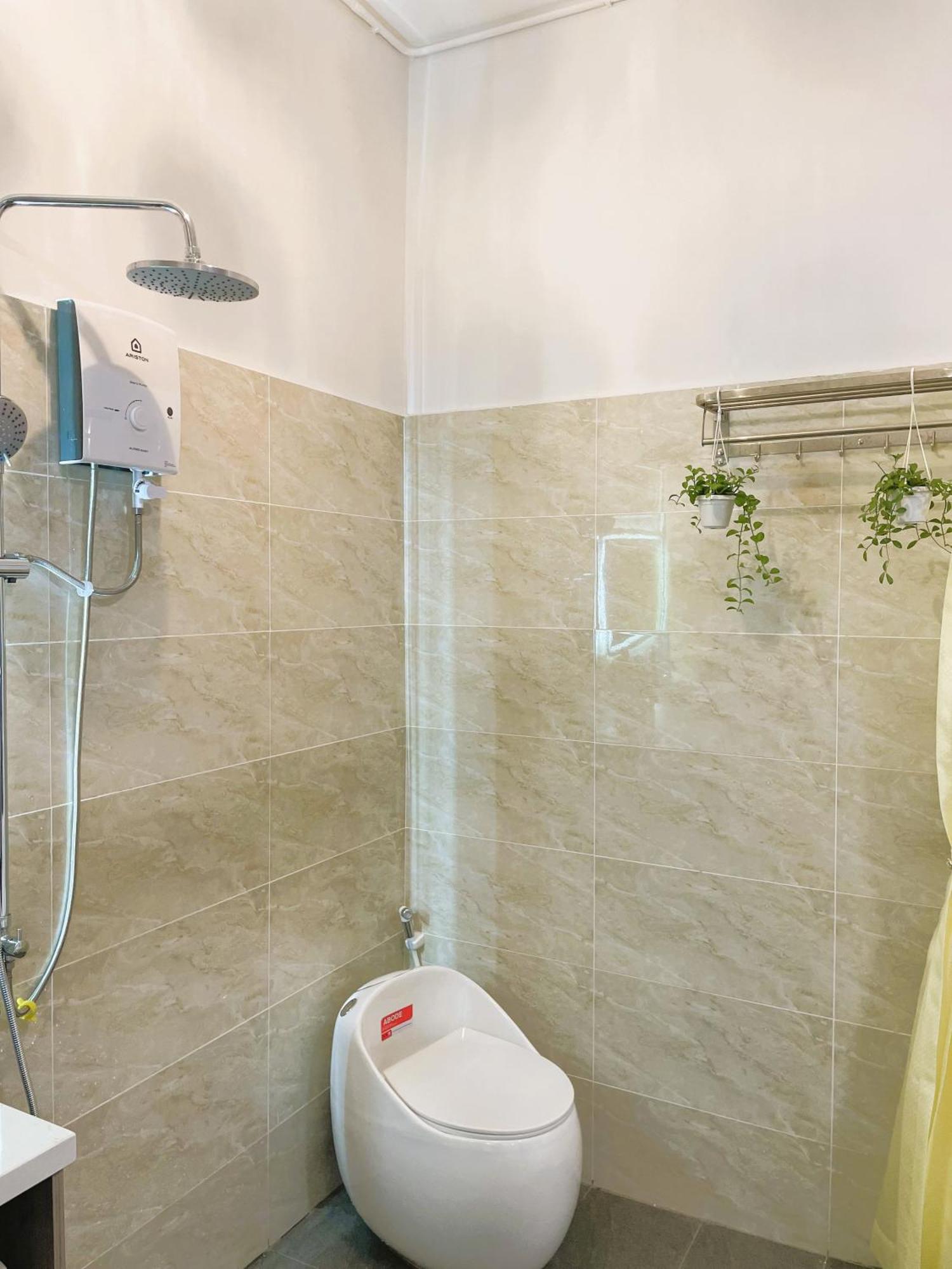 6Even Hotel - Have A Staycation In The Cafe Apartments Building Хошимин Екстериор снимка